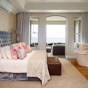 Suite met een Queen Size Bed